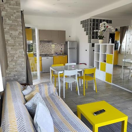 Apartamento White Pigeon Split Exterior foto