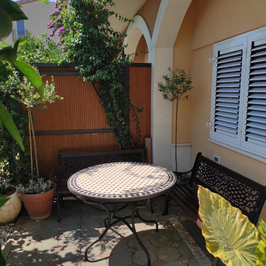 Apartamento White Pigeon Split Exterior foto